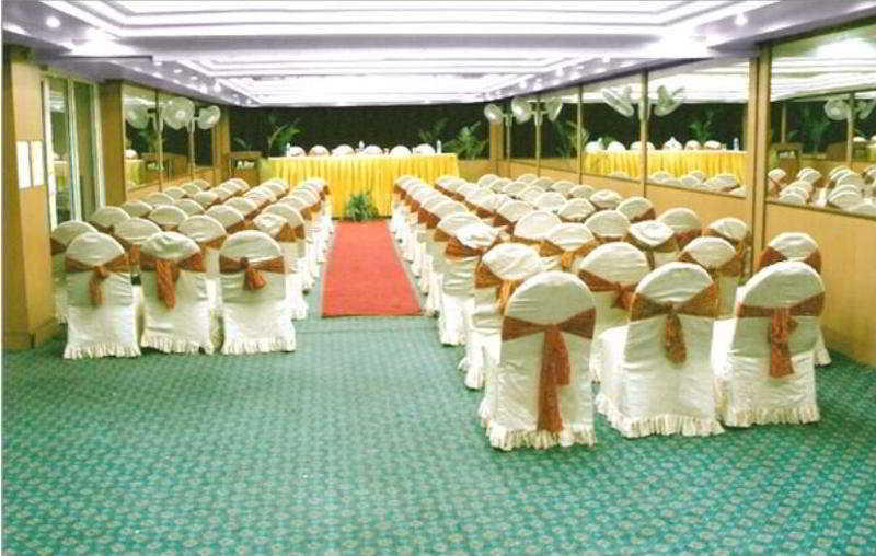 ג'איפור Oyo 18814 Hotel Maya International מראה חיצוני תמונה