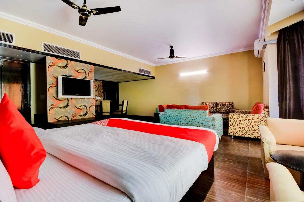ג'איפור Oyo 18814 Hotel Maya International מראה חיצוני תמונה